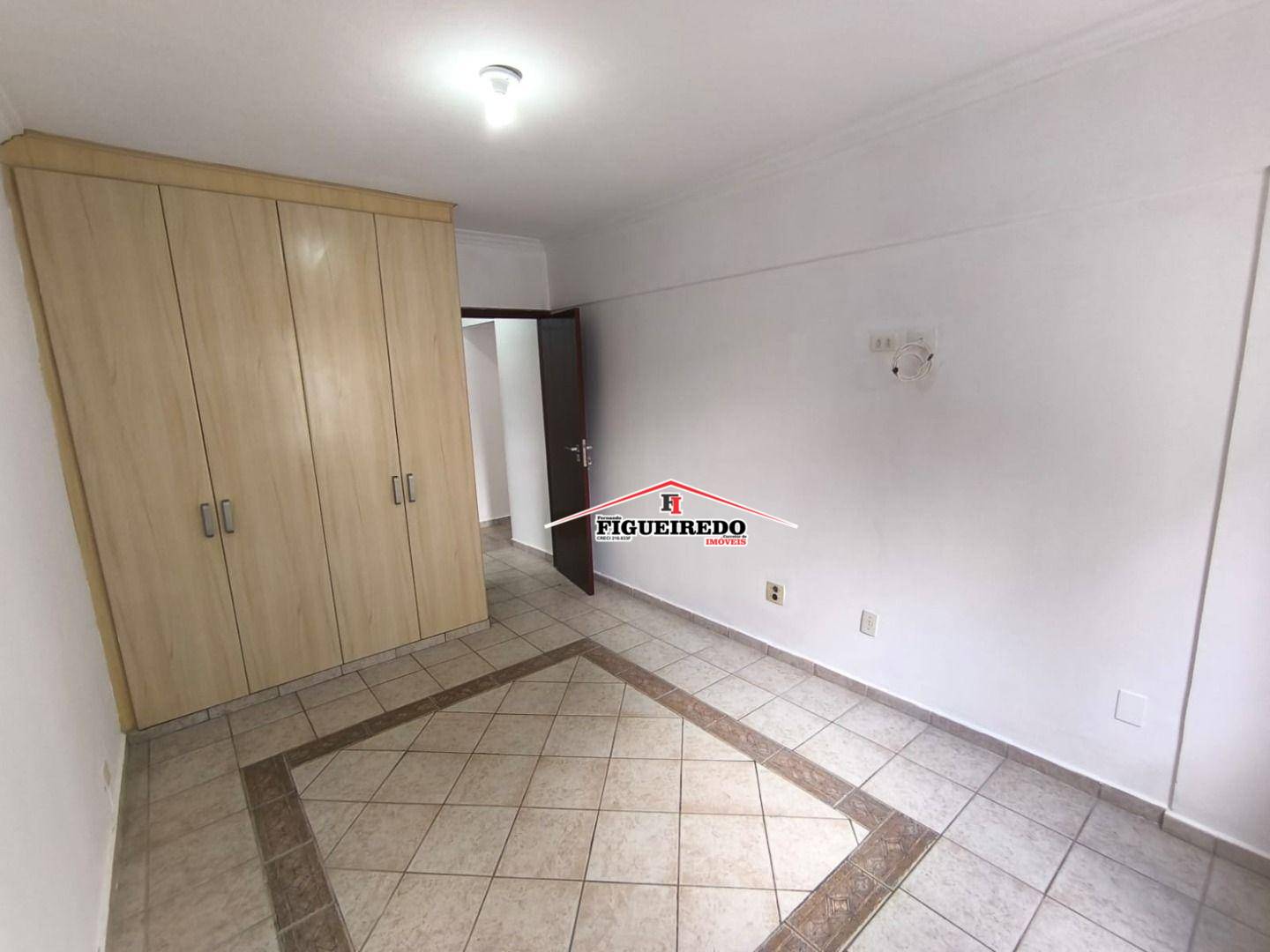 Apartamento com 1 dormitório à venda, 64 m² por R$ 298.000,00 - Tupi - Praia Grande/SP - foto 2
