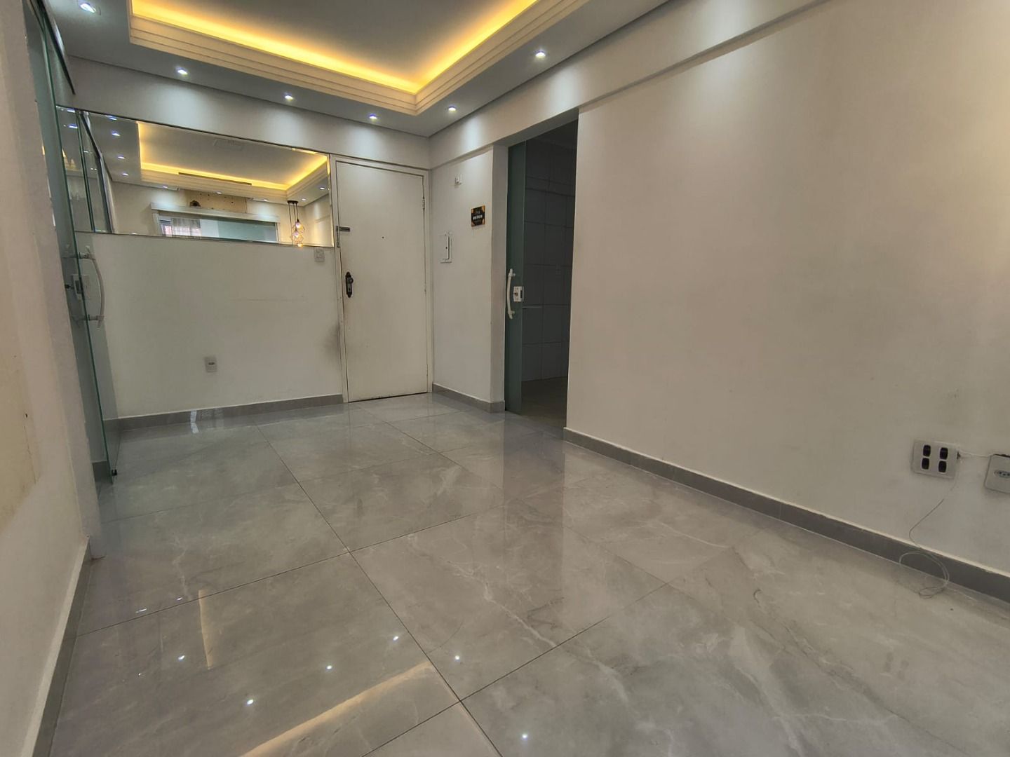 Apartamento à venda, 64 m² por R$ 315.000,00 - Tupi - Praia Grande/SP - foto 2