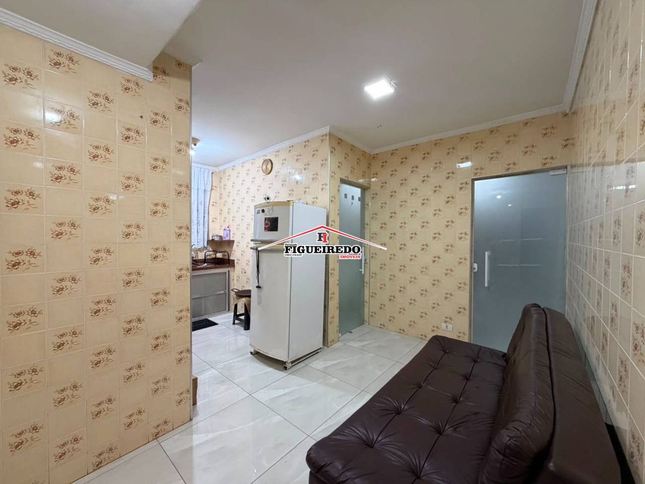 Apartamento com 2 dormitórios para alugar, 50 m² por R$ 2.500/mês - Canto do Forte - Praia Grande/SP - foto 2
