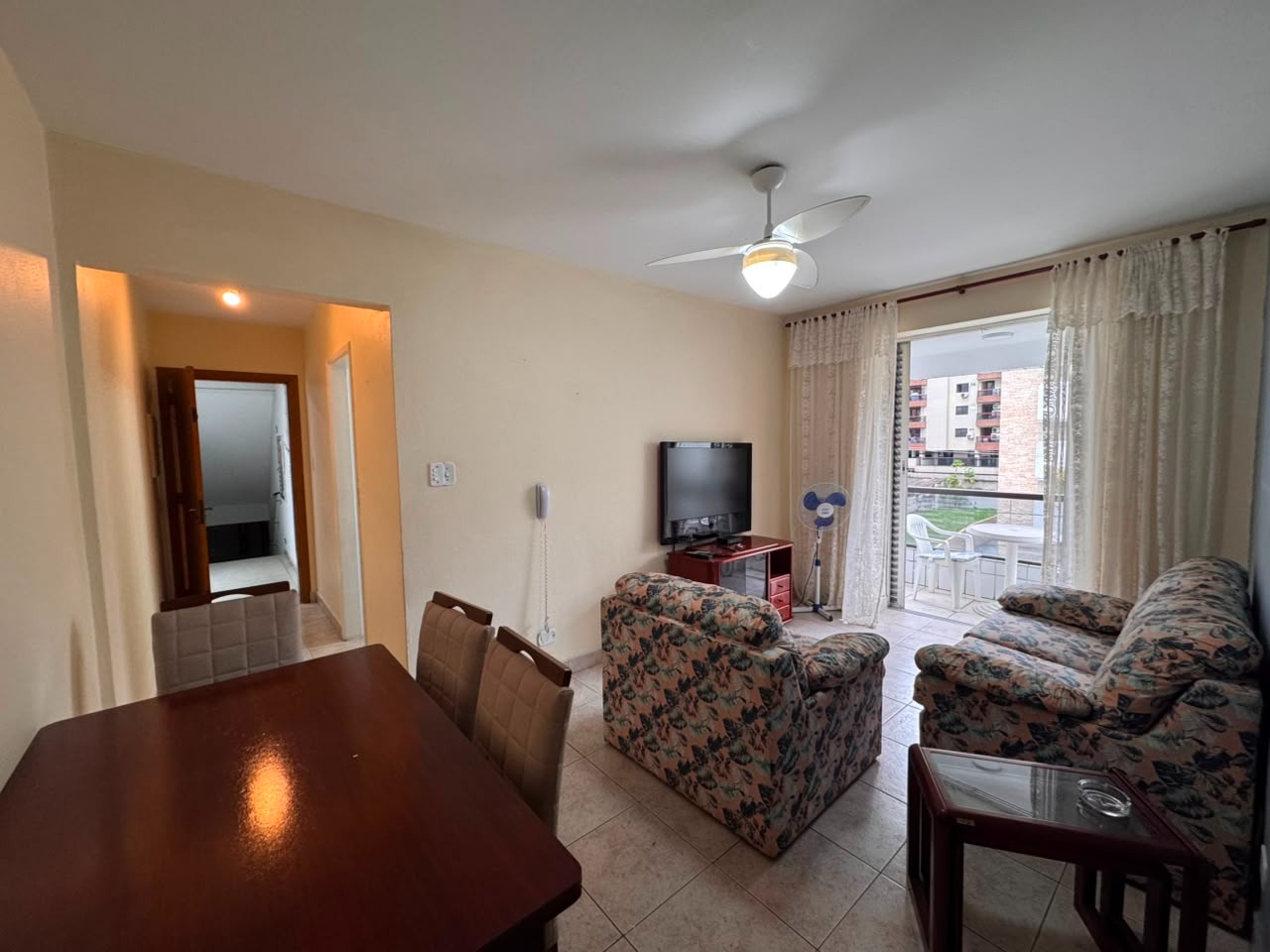 APARTAMENTO À VENDA A UMA QUADRA DA PRAIA! foto 3