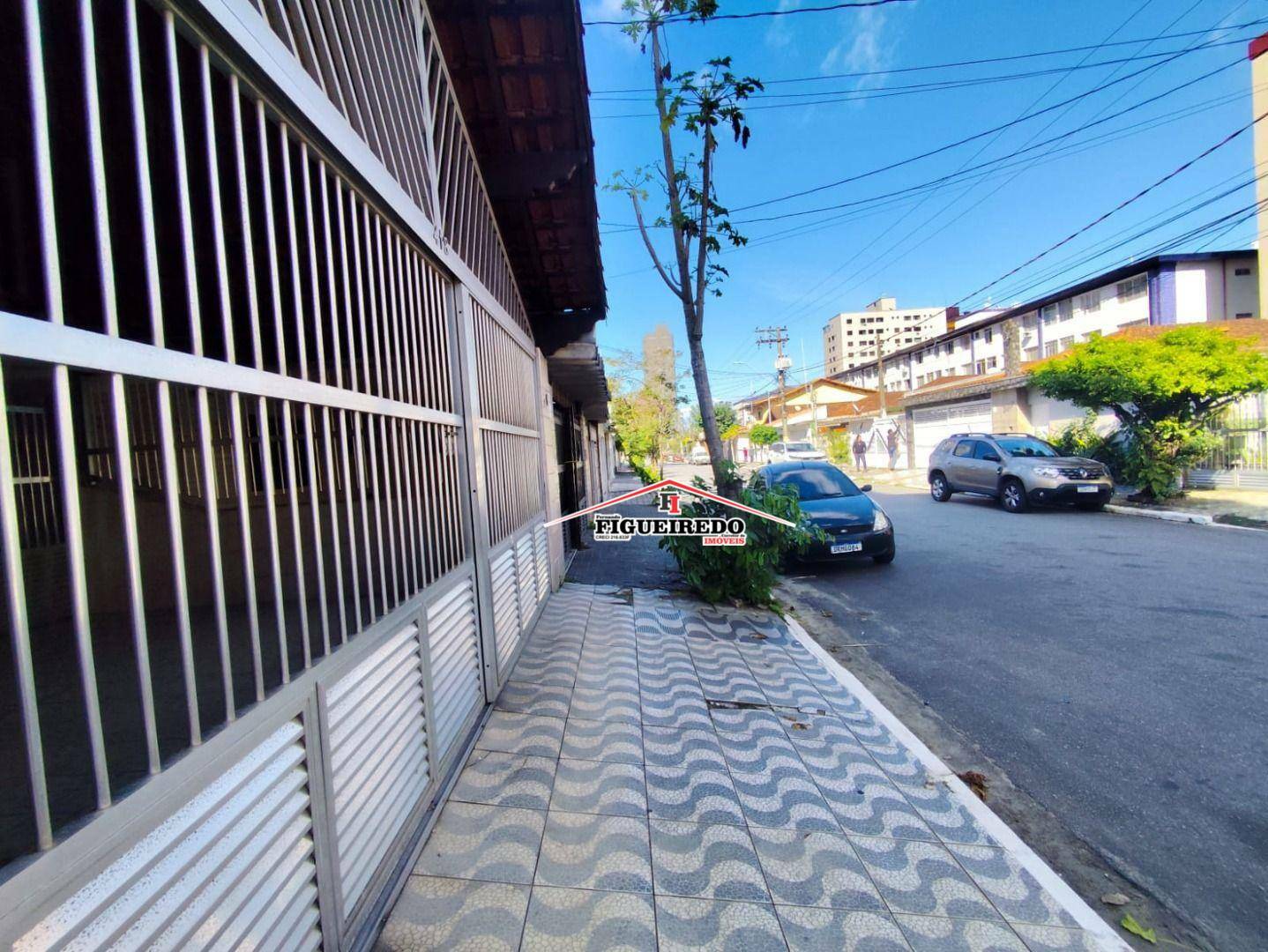 Casa com 2 dormitórios à venda, 99 m² por R$ 750.000,00 - Boqueirão - Praia Grande/SP